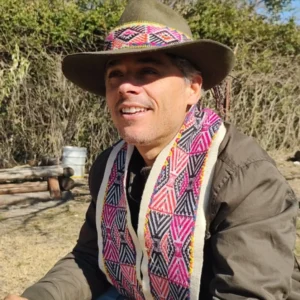 Mariano Ferro - Intipallana - Taller de construcción de despacho andino